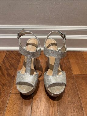 ALDO Silver Glitter T-Strap Platform Heels